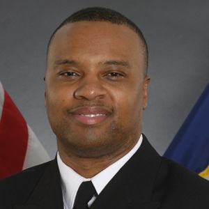 Dominique Bio Photo